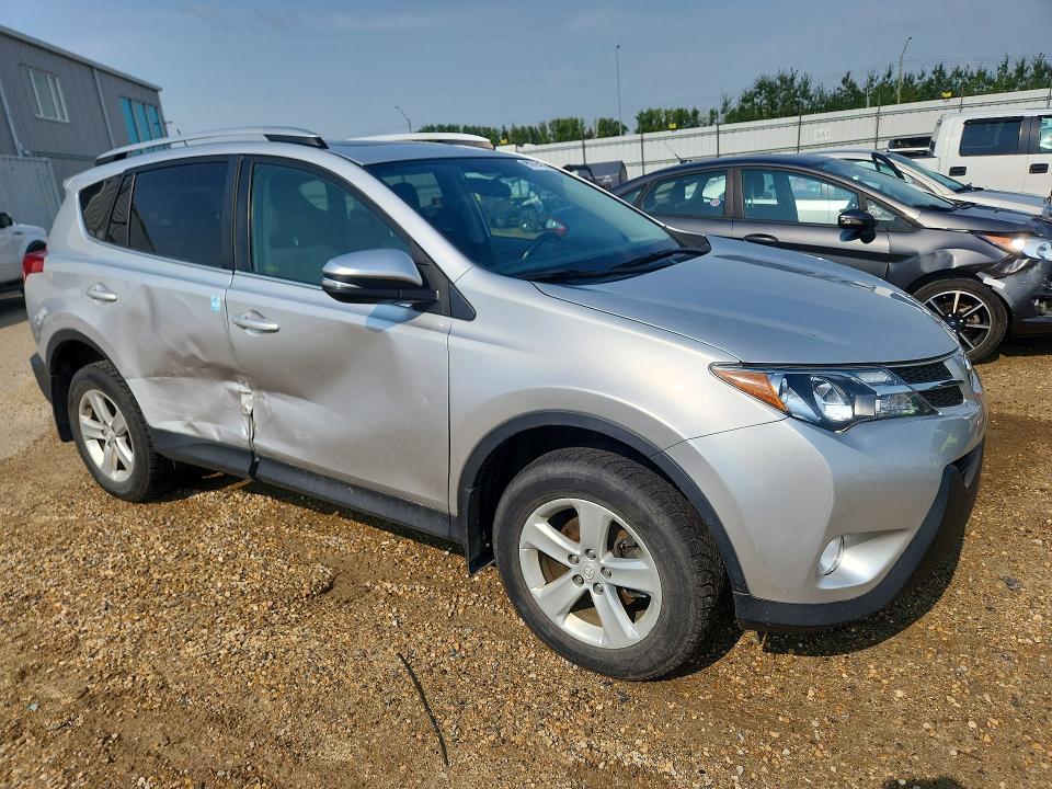 Photo 4 from auction – 2013 TOYOTA RAV4 with VIN 2T3RFREV2DW110693