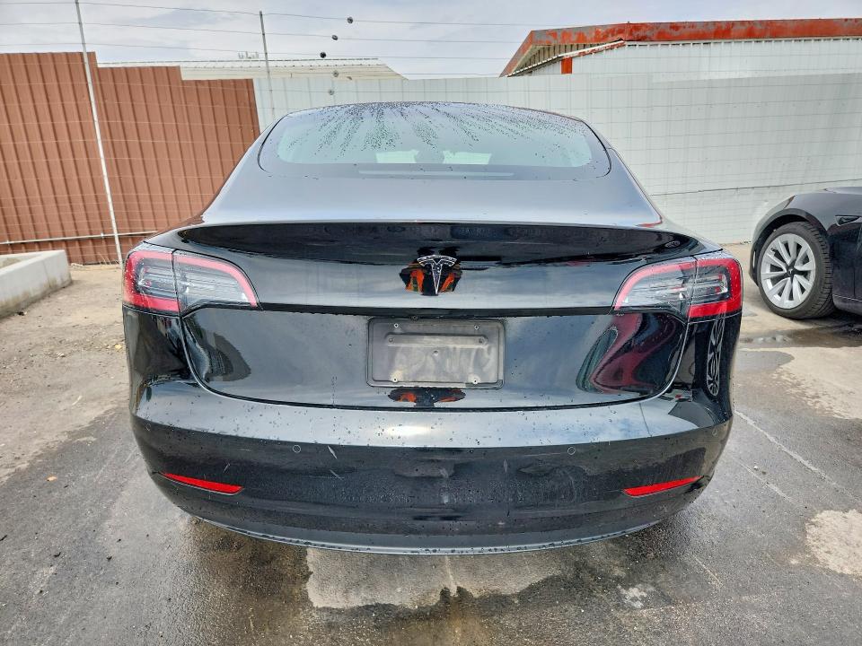 Photo 6 from auction – 2022 TESLA MODEL 3 with VIN 5YJ3E1EA2NF369683