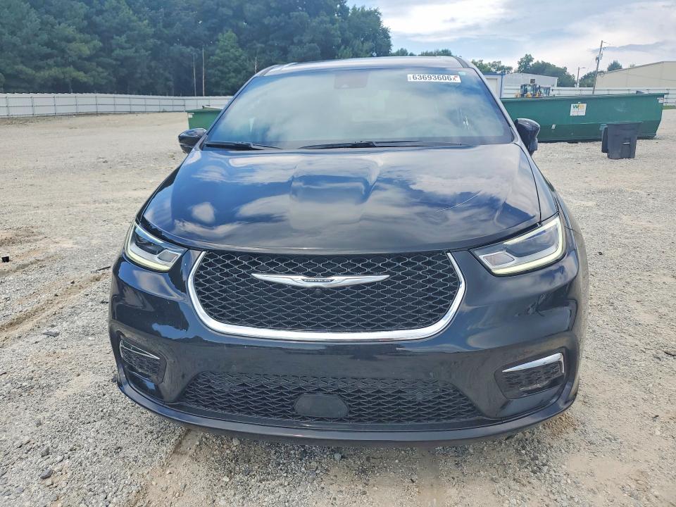 Photo 5 from auction – 2025 CHRYSLER PACIFICA with VIN 2C4RC1S73SR536092