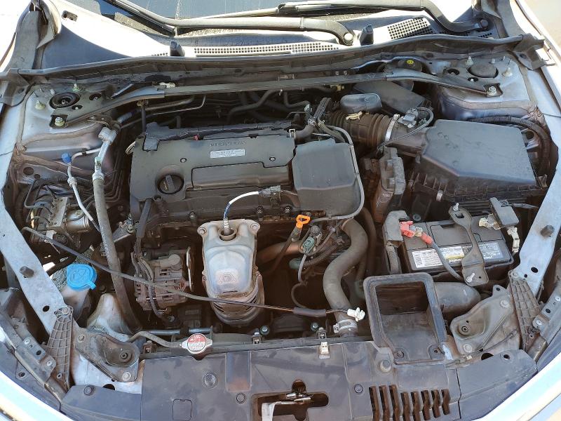 Photo 11 from auction – 2016 HONDA ACCORD with VIN 1HGCR2F57GA204737