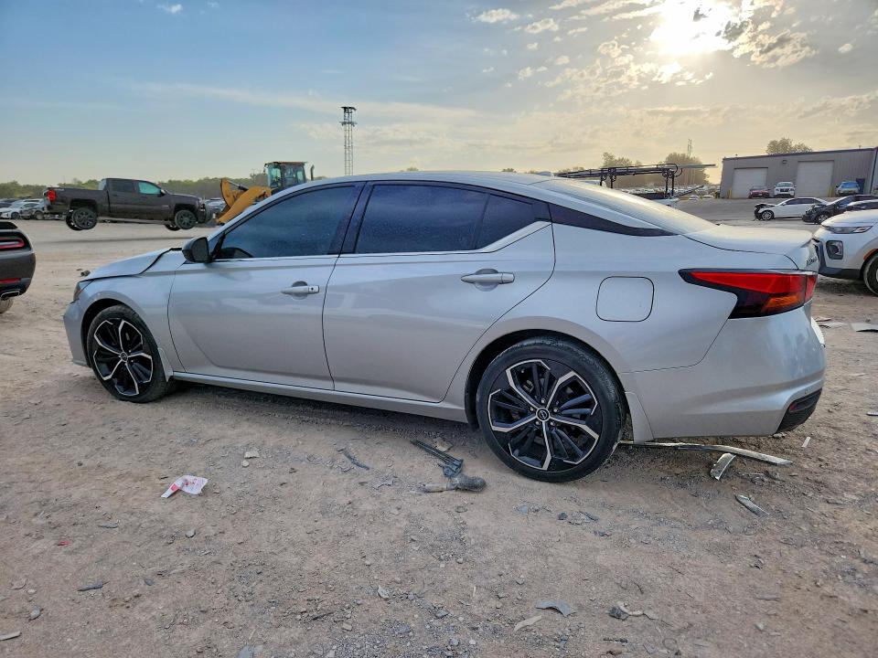Photo 2 from auction – 2023 NISSAN ALTIMA with VIN 1N4BL4CV0PN327614