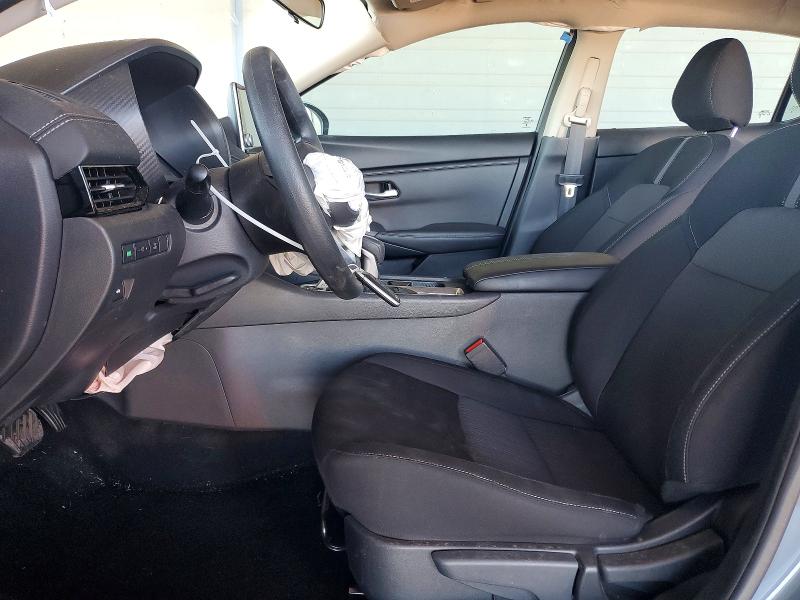 Снимка 7 от търг – 2025 NISSAN SENTRA с VIN 3N1AB8CV1SY338359