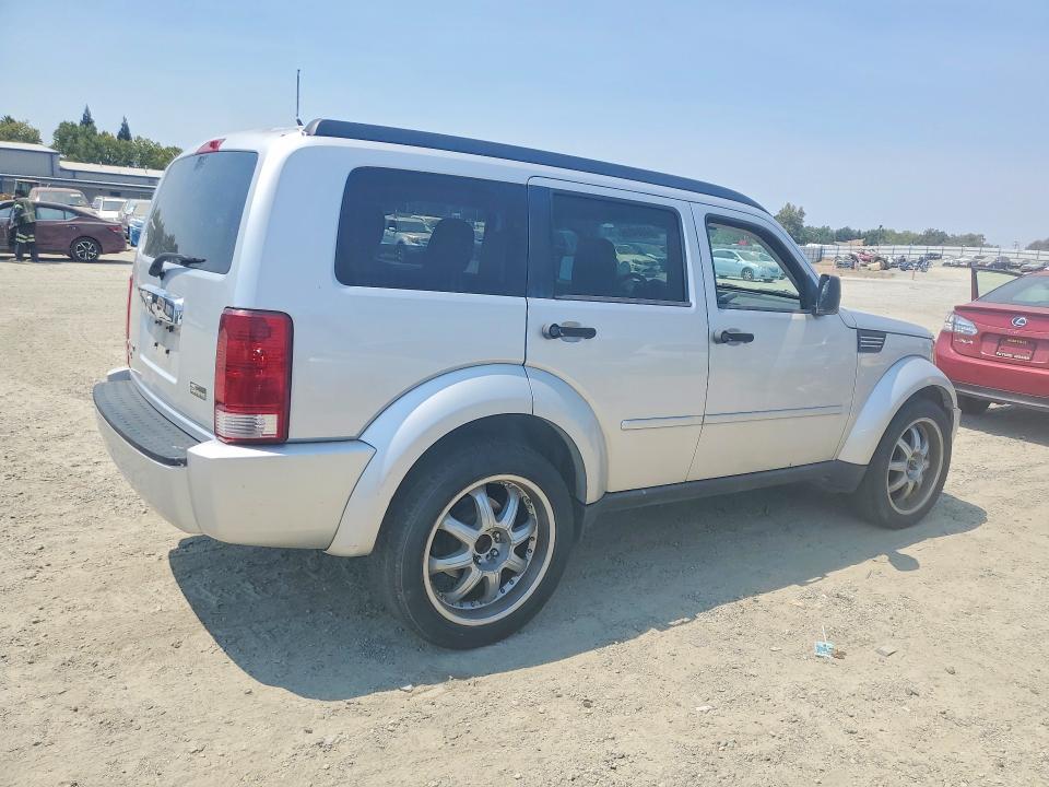 Photo 3 from auction – 2008 DODGE NITRO with VIN 1D8GT58K68W127421