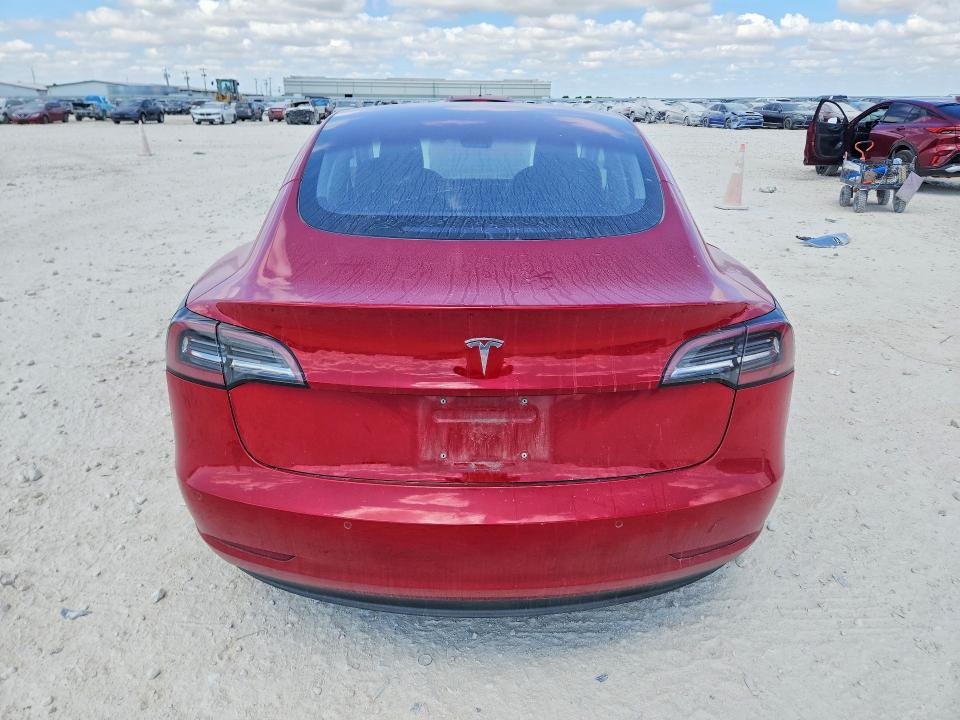 Photo 6 from auction – 2018 TESLA MODEL 3 with VIN 5YJ3E1EA6JF020309