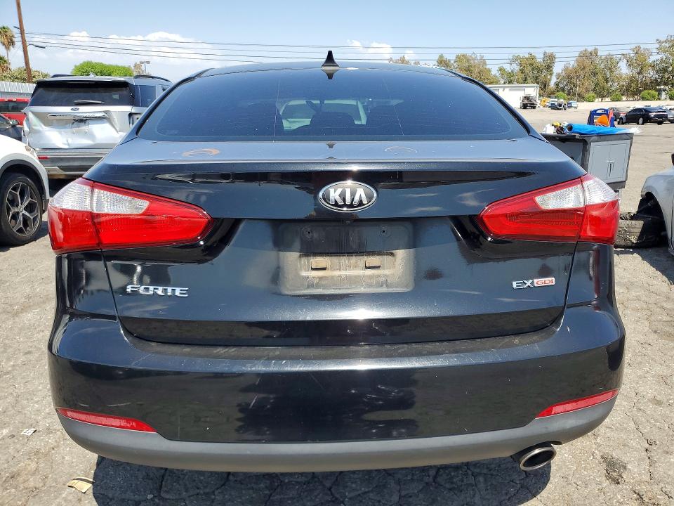 Photo 6 from auction – 2014 KIA FORTE with VIN KNAFX4A81E5198077