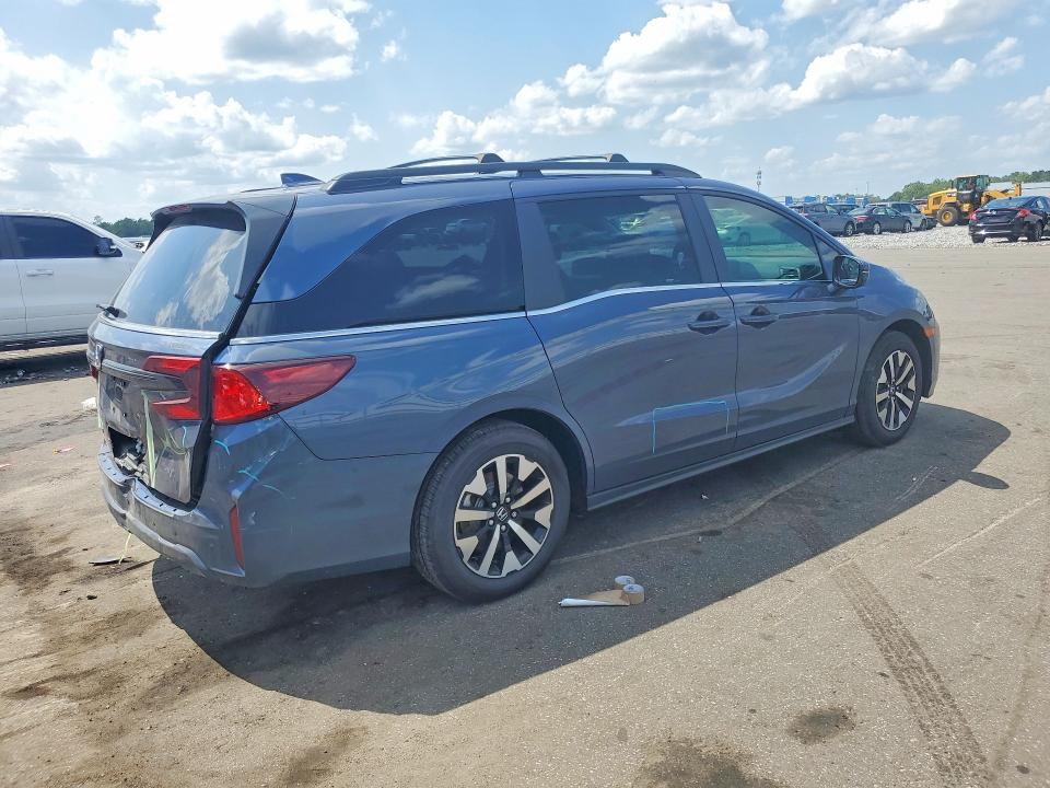 Photo 3 from auction – 2026 HONDA ODYSSEY with VIN 5FNRL6H60TB033208