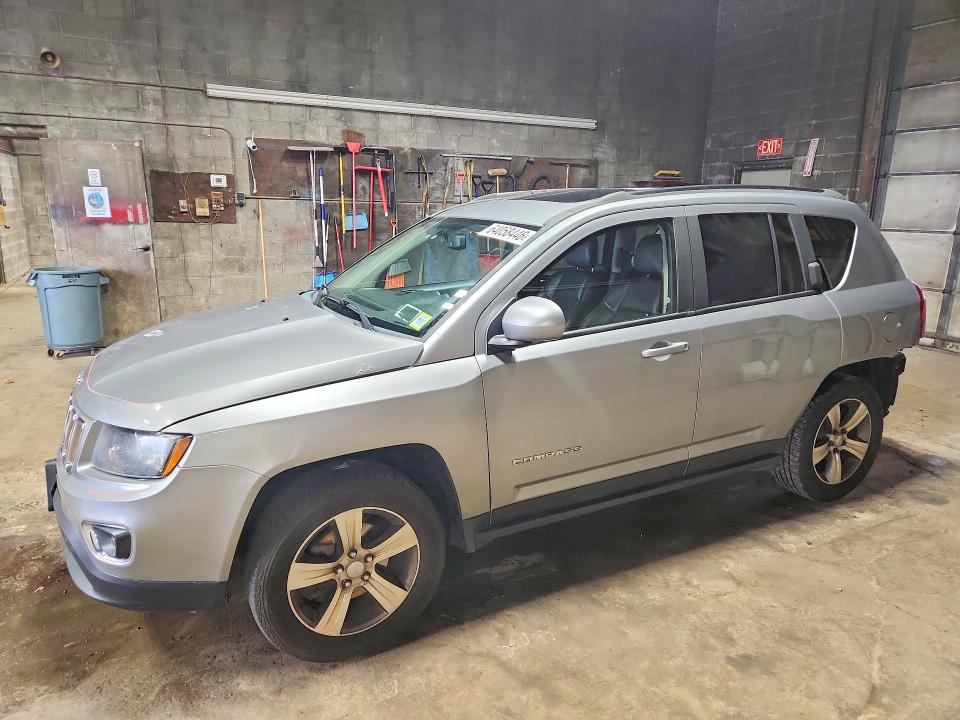 JEEP COMPASS 2016 with VIN 1C4NJDEB4GD672764 - Photo from auction