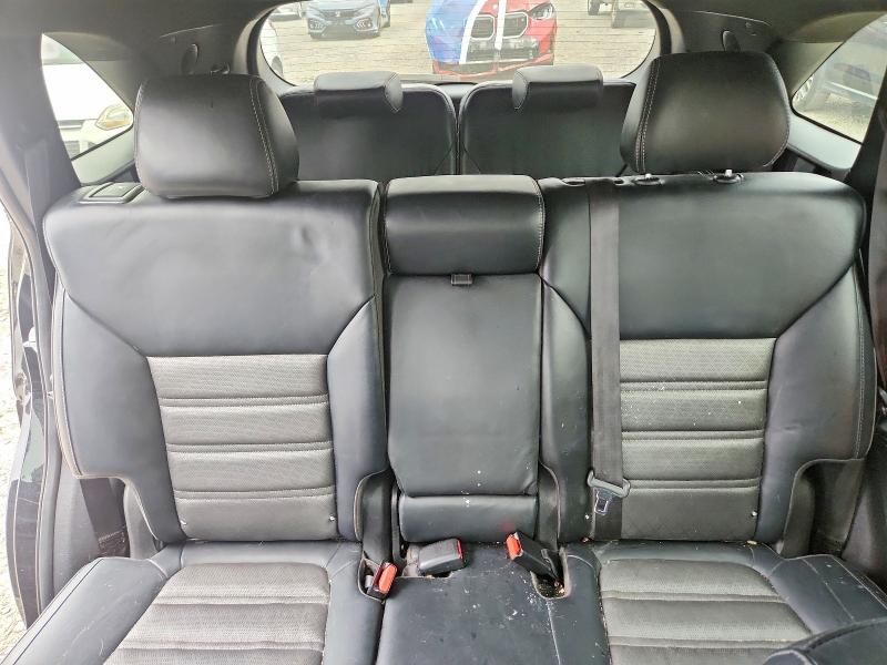 Photo 10 from auction – 2017 KIA SORENTO with VIN 5XYPKDA5XHG229141