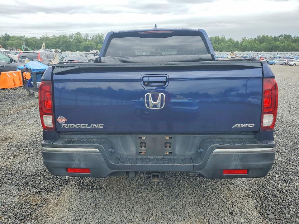 Photo 6 from auction – 2017 HONDA RIDGELINE with VIN 5FPYK3F45HB016353