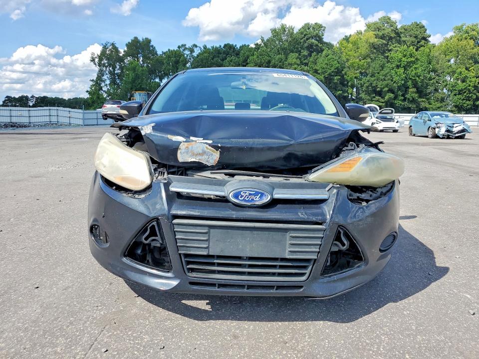 Photo 5 from auction – 2014 FORD FOCUS with VIN 1FADP3F2XEL435532