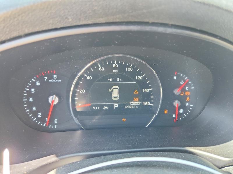 Photo 9 from auction – 2019 KIA SORENTO with VIN 5XYPH4A53KG529979