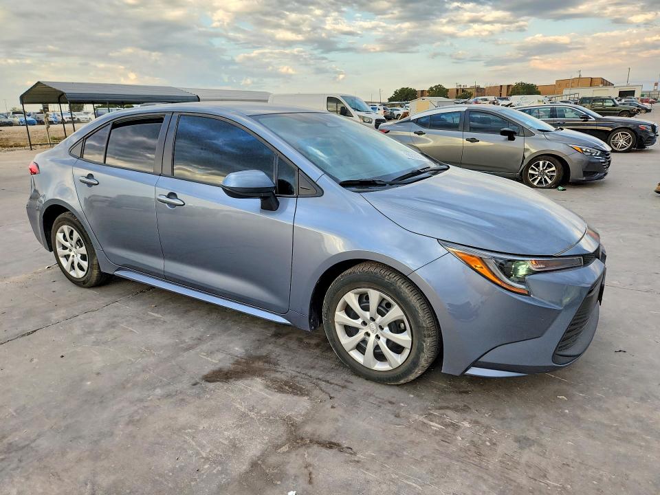 Photo 4 from auction – 2025 TOYOTA COROLLA with VIN 5YFB4MDE5SP297558