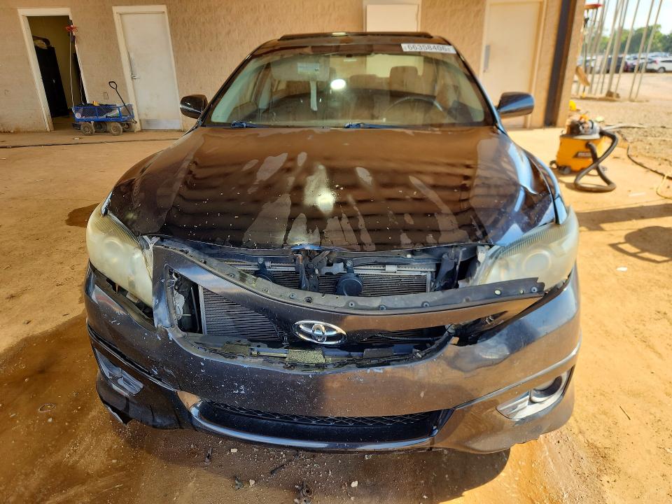 Photo 5 from auction – 2011 TOYOTA CAMRY with VIN 4T1BF3EK8BU222831