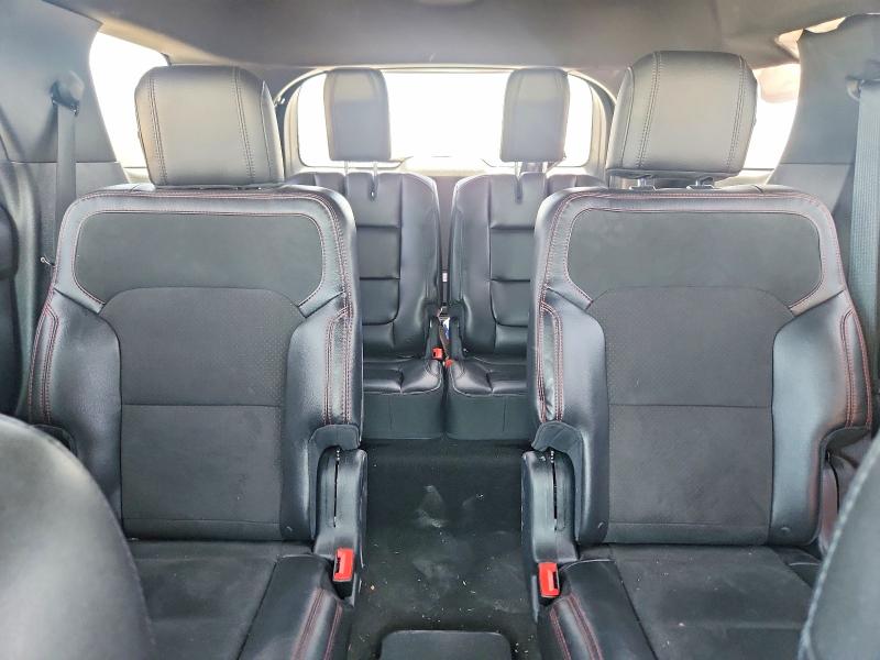 Photo 10 from auction – 2018 FORD EXPLORER with VIN 1FM5K7D8XJGB78172