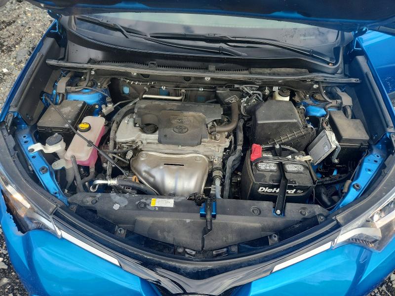 Photo 12 from auction – 2017 TOYOTA RAV4 with VIN 2T3BFREV0HW568773