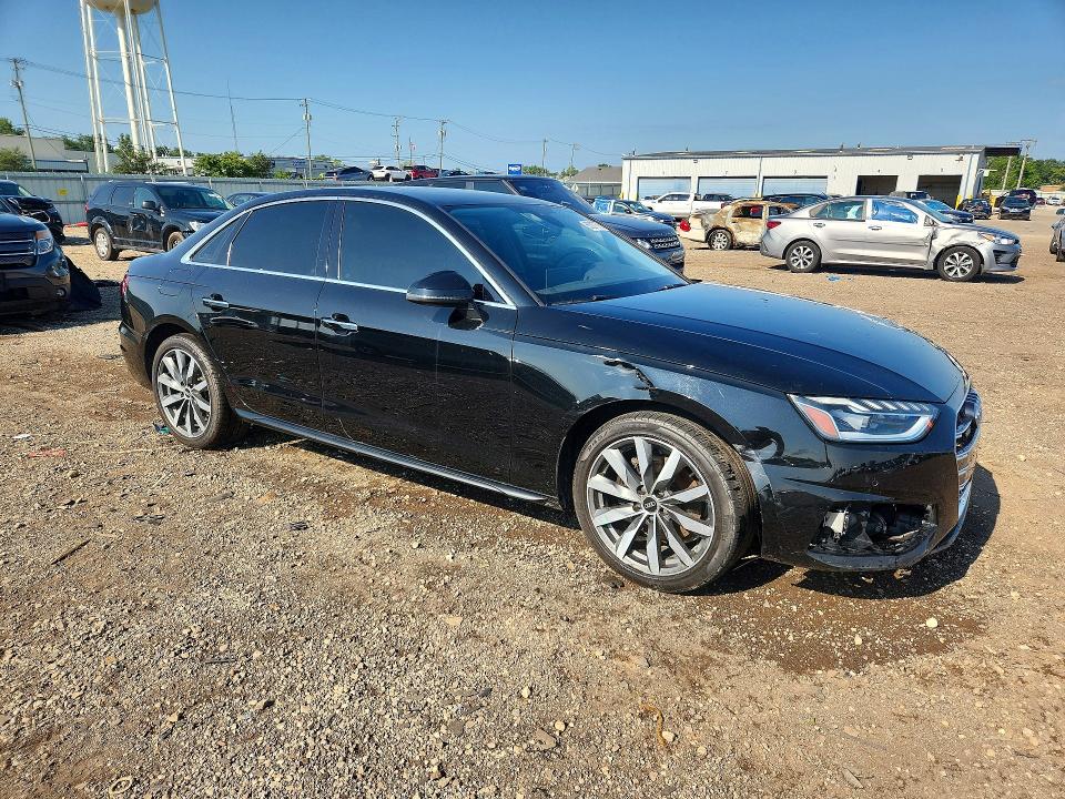 Photo 4 from auction – 2021 AUDI A4 with VIN WAUBBAF45MA040803