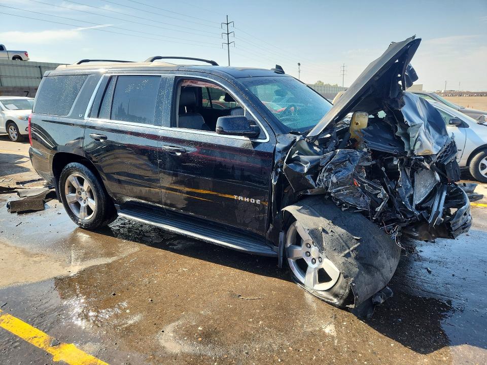 Снимка 4 от търг – 2015 CHEVROLET TAHOE с VIN 1GNSKBKCXFR644560