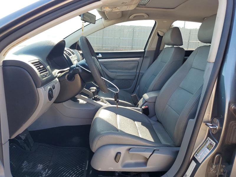 Photo 7 from auction – 2007 VOLKSWAGEN JETTA with VIN 3VWEF71K17M161202