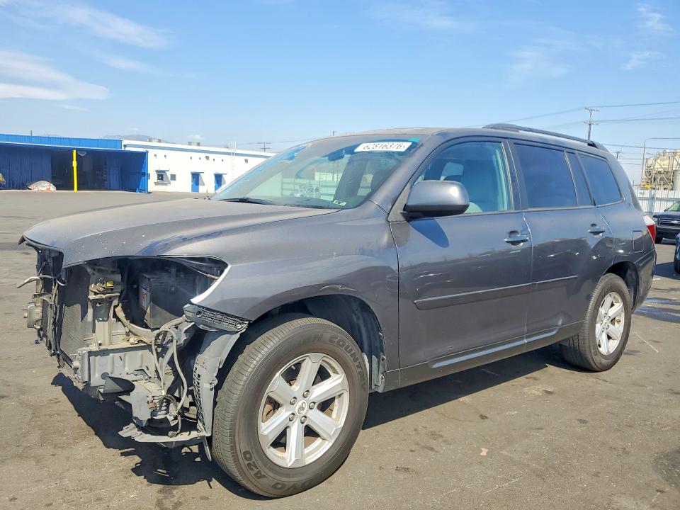 TOYOTA HIGHLANDER 2010 with VIN 5TDKK3EH3AS009860 - Photo from auction