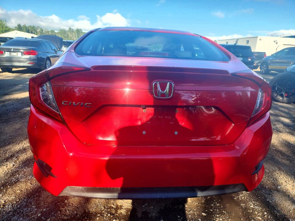 Photo 6 from auction – 2018 HONDA CIVIC with VIN 2HGFC1F41JH105601