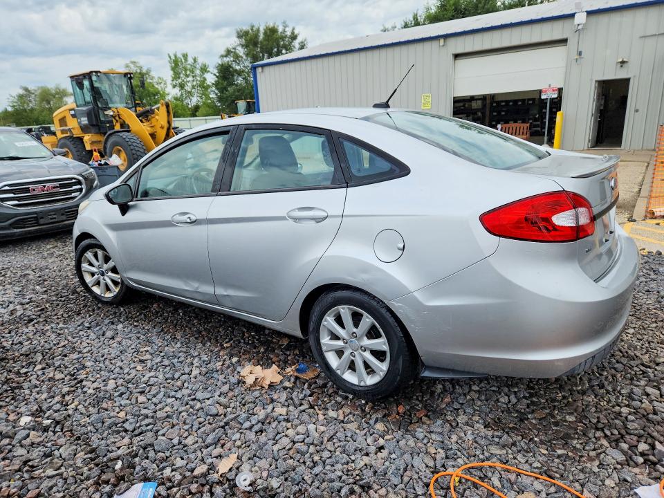 Photo 2 from auction – 2011 FORD FIESTA with VIN 3FADP4BJXBM129220