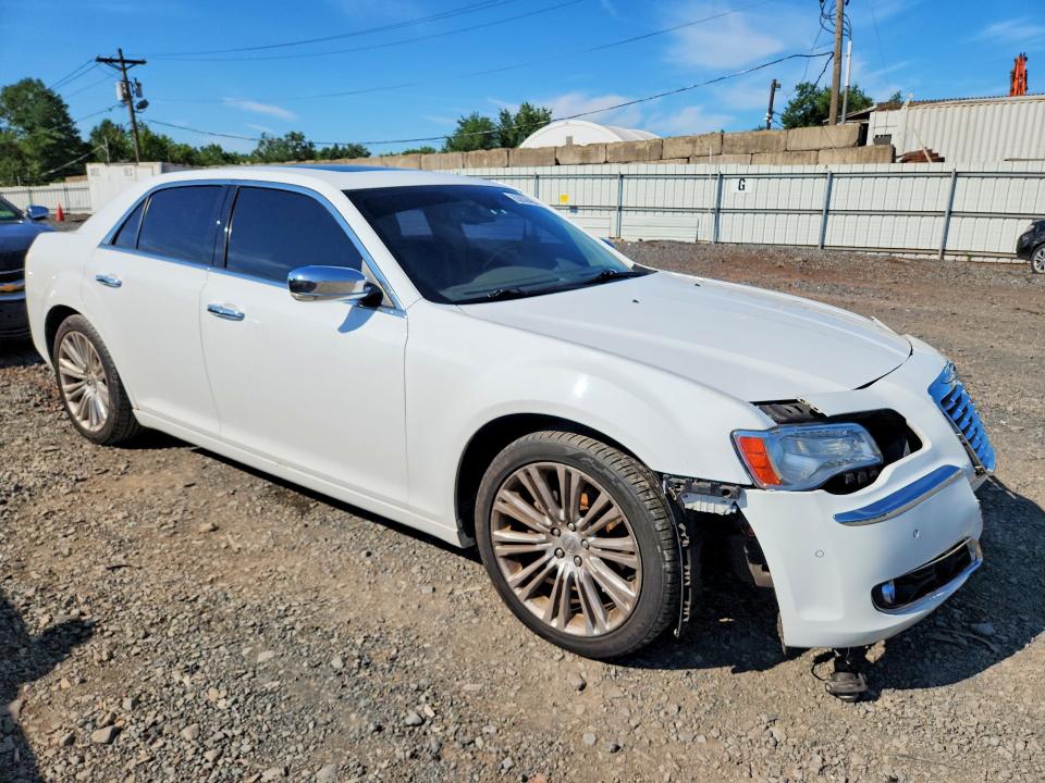 Photo 4 from auction – 2011 CHRYSLER 300C with VIN 2C3CA6CTXBH580959