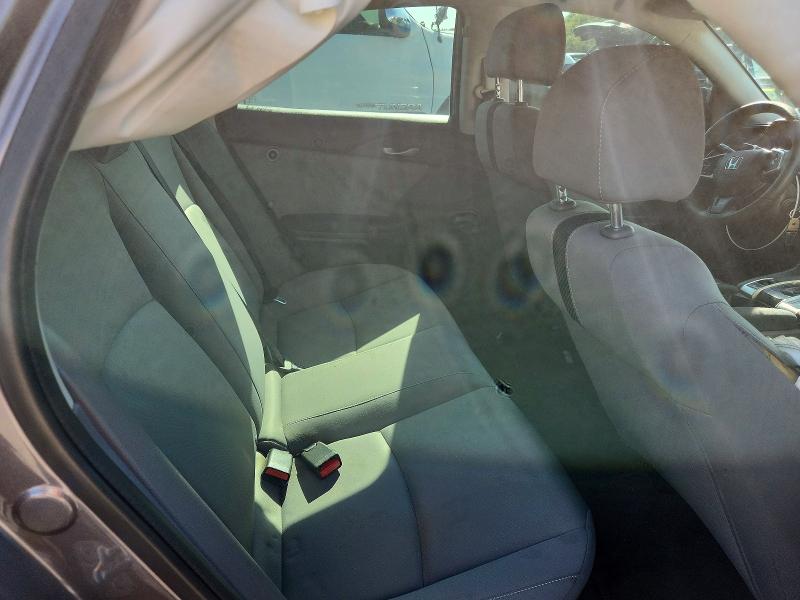 Photo 10 from auction – 2018 HONDA CIVIC with VIN 2HGFC2F57JH517827