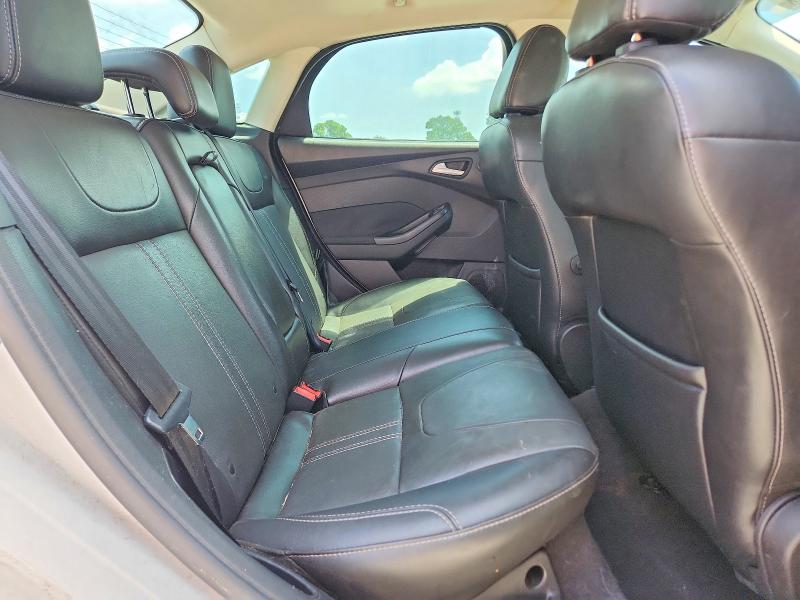 Photo 10 from auction – 2014 FORD FOCUS with VIN 1FADP3J21EL240653