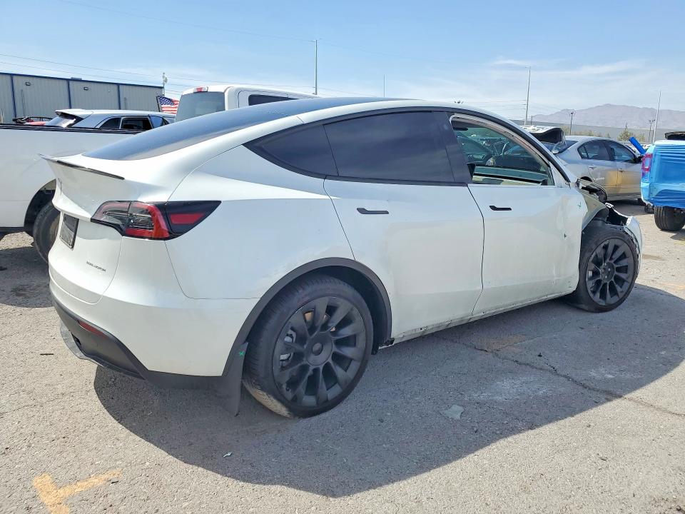 Foto 3 de la subasta – 2023 TESLA MODEL Y con VIN 7SAYGDEE1PA099479