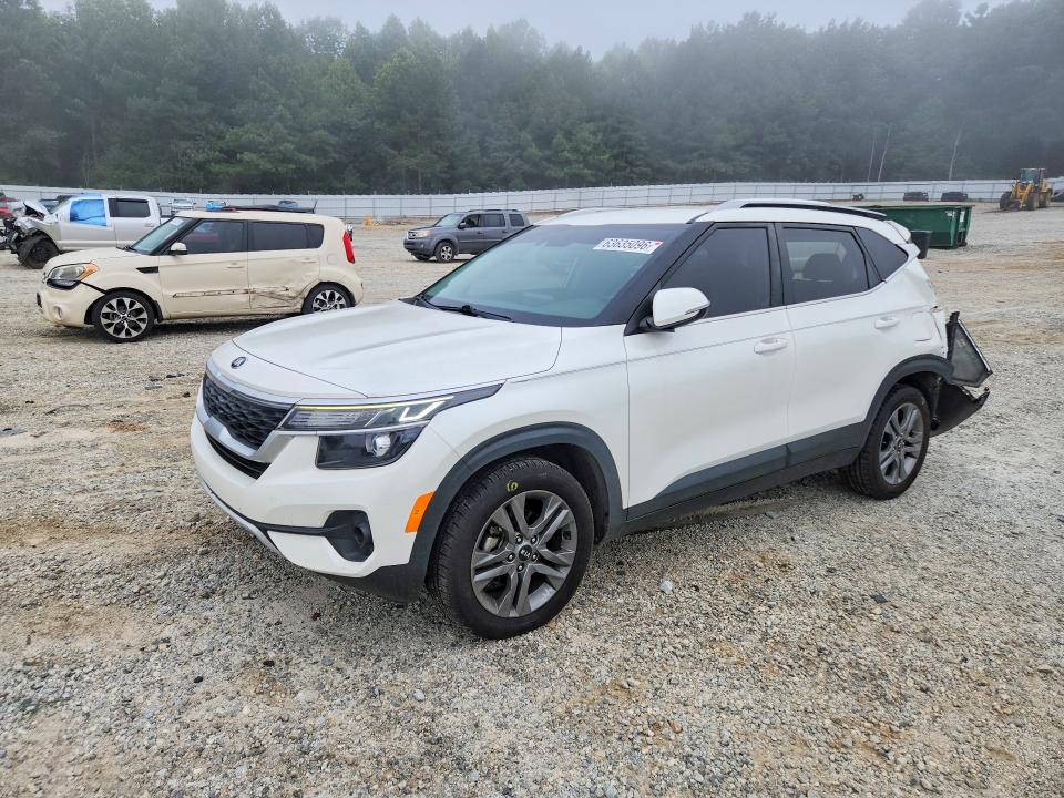 KIA SELTOS 2021 with VIN KNDEU2AA1M7141010 - Photo from auction