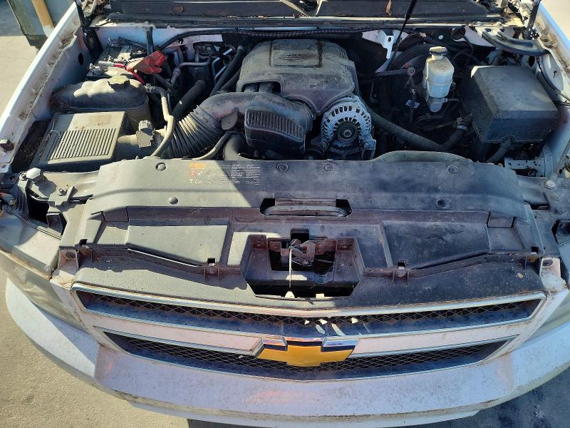Photo 11 from auction – 2013 CHEVROLET TAHOE with VIN 1GNSCBE0XDR323601