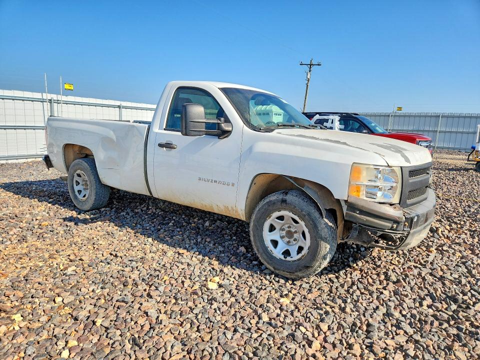 Photo 4 from auction – 2007 CHEVROLET SILVERADO with VIN 1GCEC14X17Z632229
