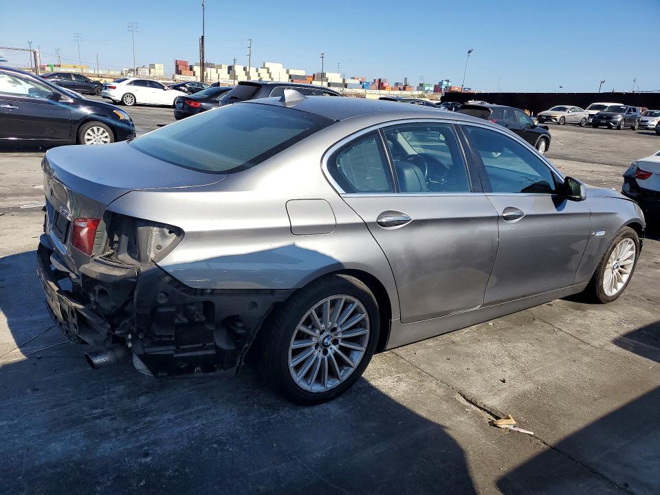 Photo 3 from auction – 2012 BMW 535 with VIN WBAFR7C53CC816023