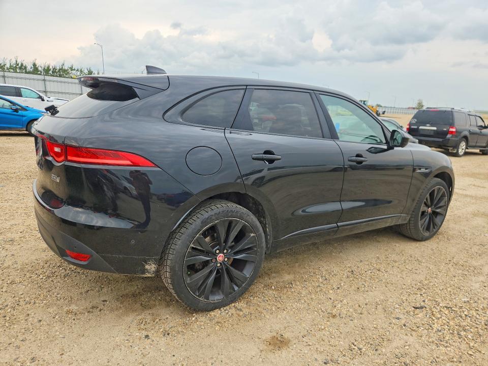 Photo 3 from auction – 2018 JAGUAR F-PACE with VIN SADCL2FN6JA253570