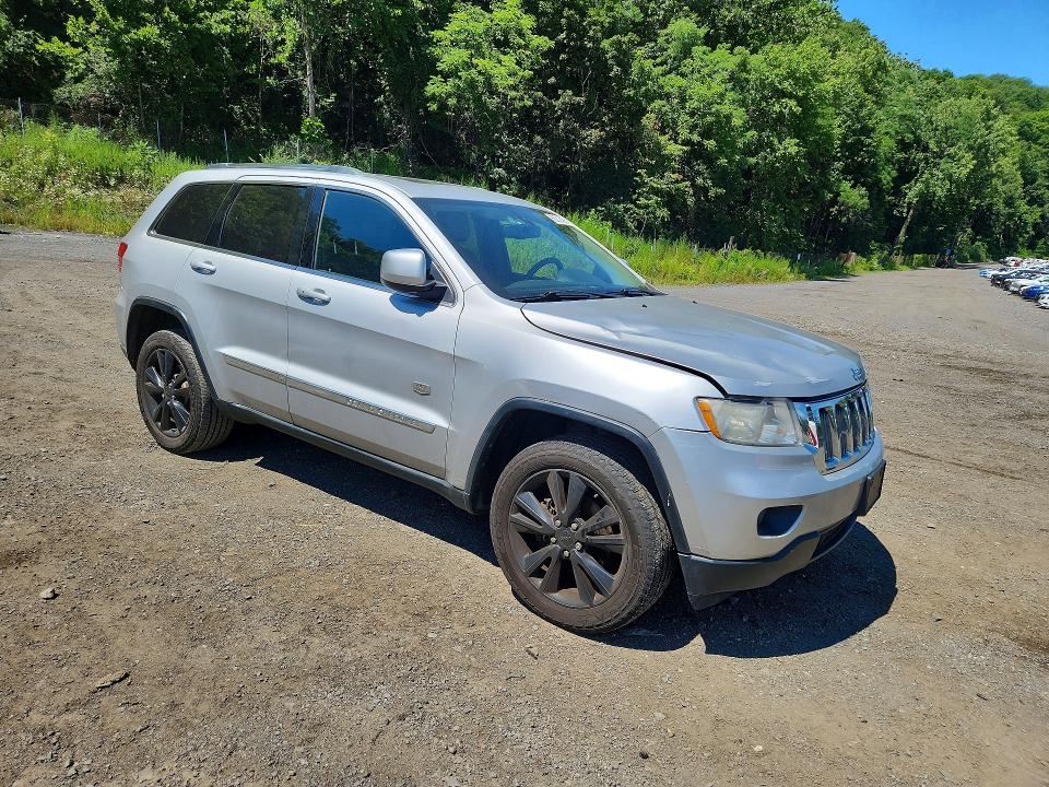 Photo 4 from auction – 2011 JEEP GRAND CHEROKEE with VIN 1J4RR4GG8BC684203