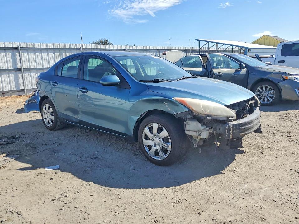 Photo 4 from auction – 2011 MAZDA 3 with VIN JM1BL1UG7B1459858