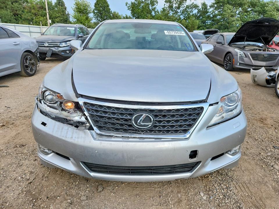 Photo 5 from auction – 2011 LEXUS LS with VIN JTHCL5EF5B5009795