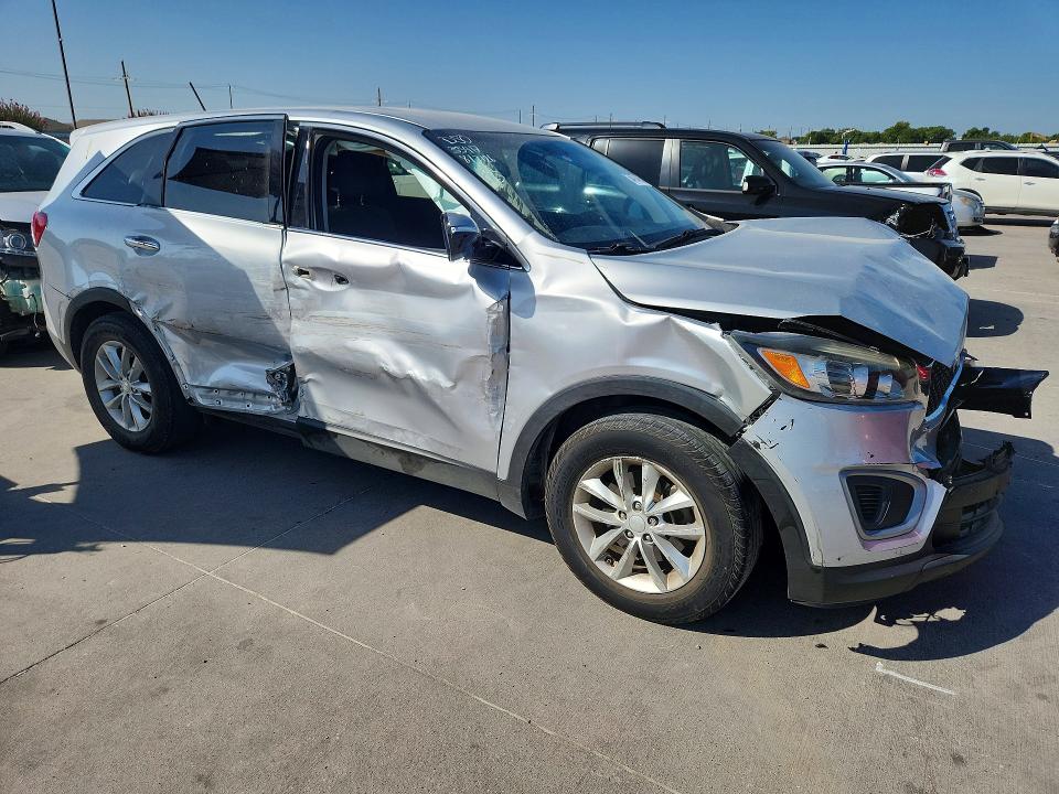 Photo 4 from auction – 2018 KIA SORENTO with VIN 5XYPG4A3XJG417213
