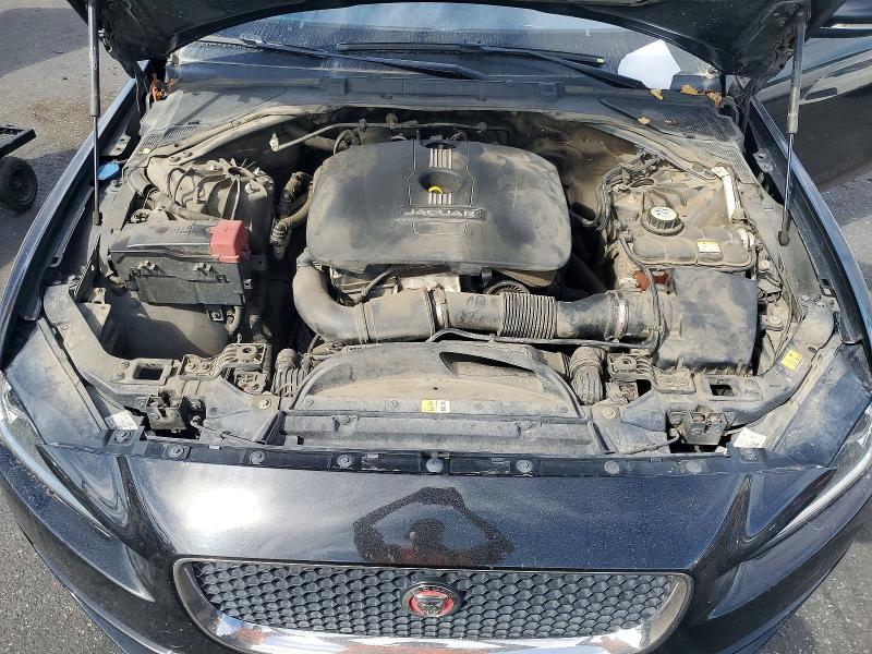 Photo 11 from auction – 2017 JAGUAR XE with VIN SAJAD4BG0HA968133