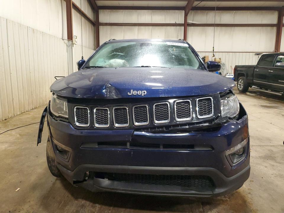 Снимка 5 от търг – 2021 JEEP COMPASS с VIN 3C4NJDBB4MT568804