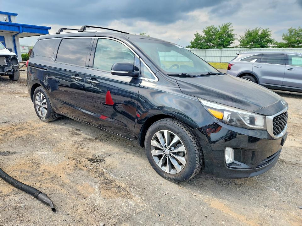 Photo 4 from auction – 2016 KIA SEDONA with VIN KNDMC5C12G6159054