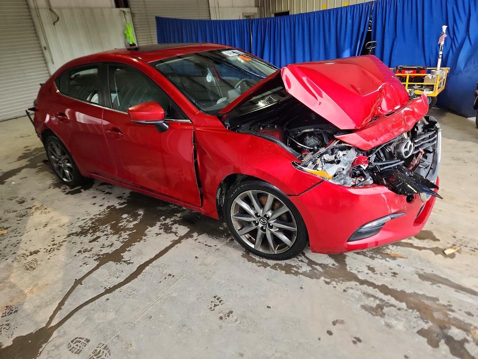 Photo 4 from auction – 2018 MAZDA 3 with VIN 3MZBN1V34JM200538