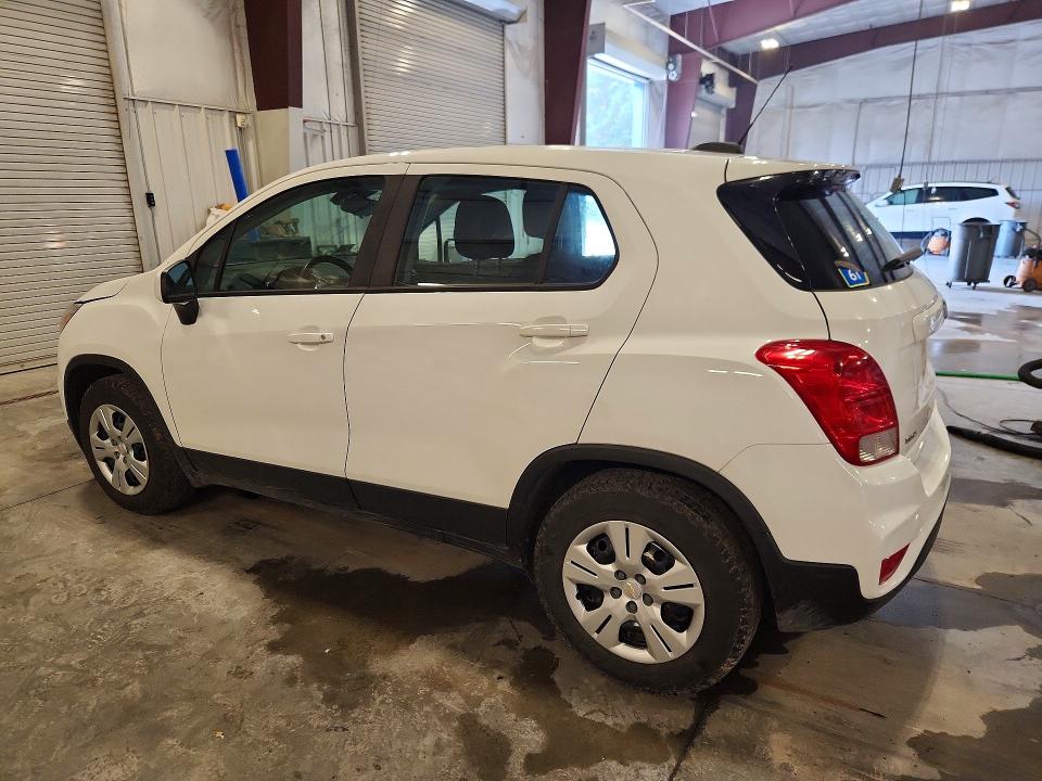 Photo 2 from auction – 2017 CHEVROLET TRAX with VIN KL7CJKSB2HB239518