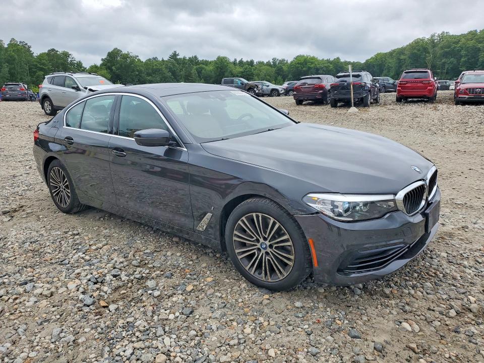 Photo 4 from auction – 2019 BMW 530XE with VIN WBAJB1C54KB375213