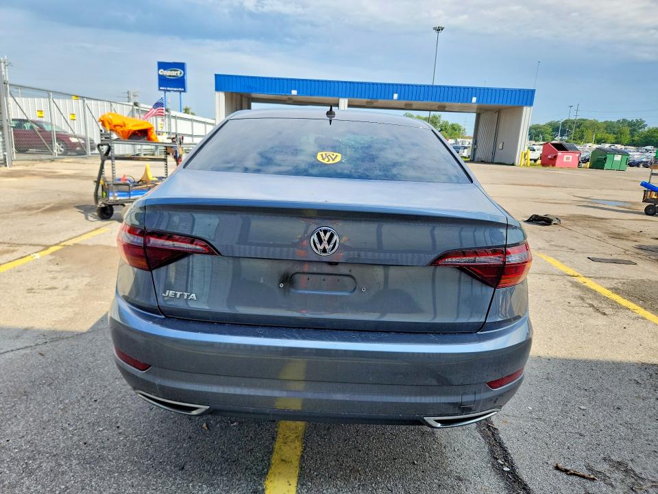 Photo 6 from auction – 2019 VOLKSWAGEN JETTA with VIN 3VWC57BU6KM103329