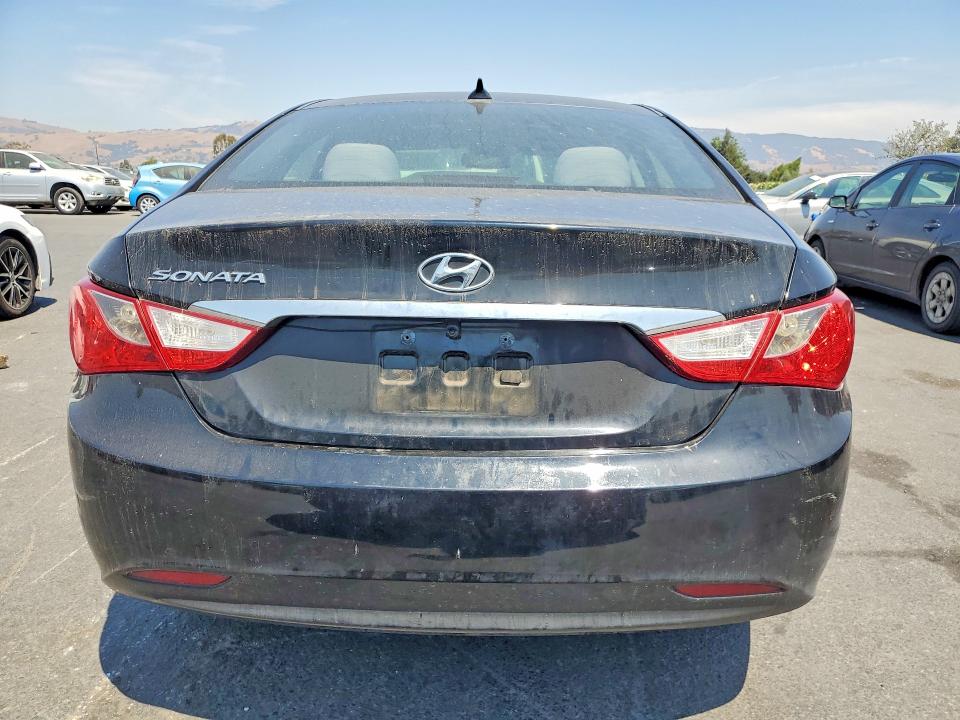 Photo 6 from auction – 2013 HYUNDAI SONATA with VIN 5NPEB4AC3DH737122