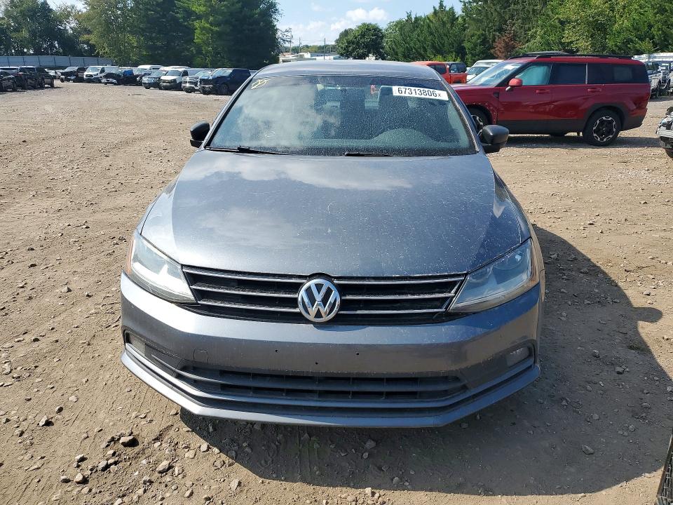 Photo 5 from auction – 2017 VOLKSWAGEN JETTA with VIN 3VWD17AJ4HM303299