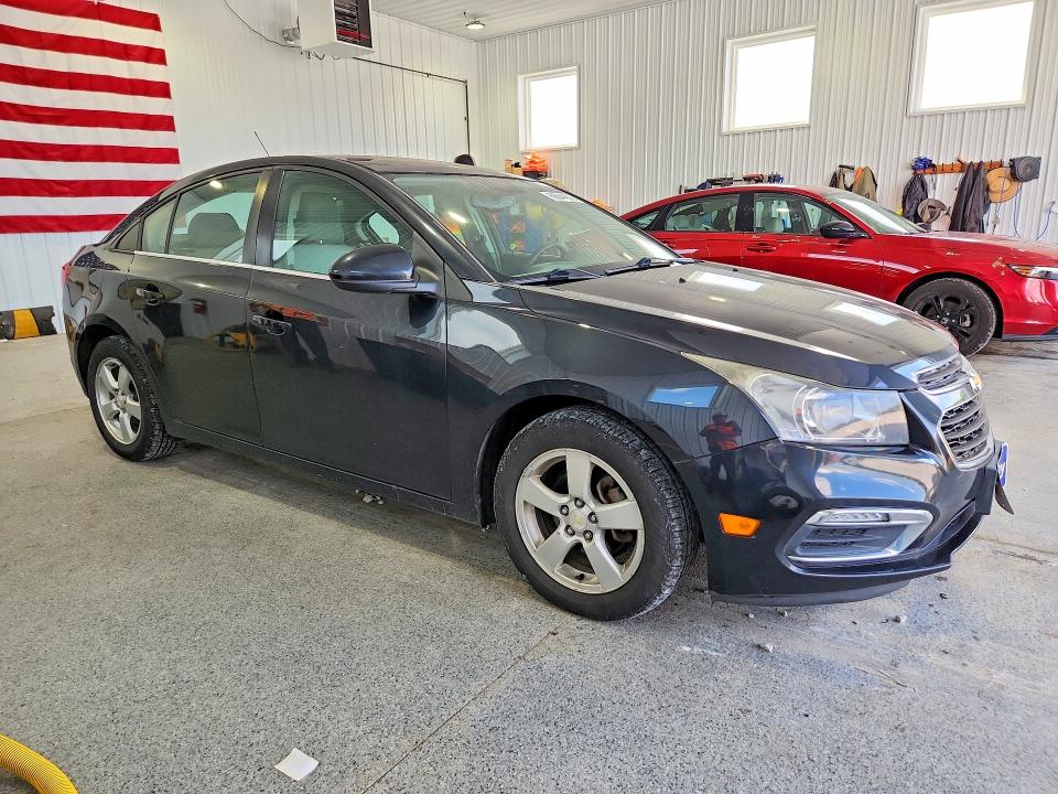 Photo 4 from auction – 2015 CHEVROLET CRUZE with VIN 1G1PC5SB5F7194311