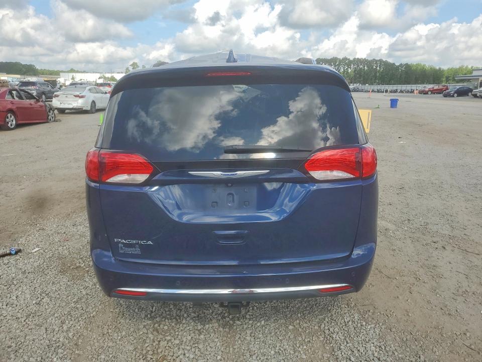 Photo 6 from auction – 2018 CHRYSLER PACIFICA with VIN 2C4RC1BG1JR294028