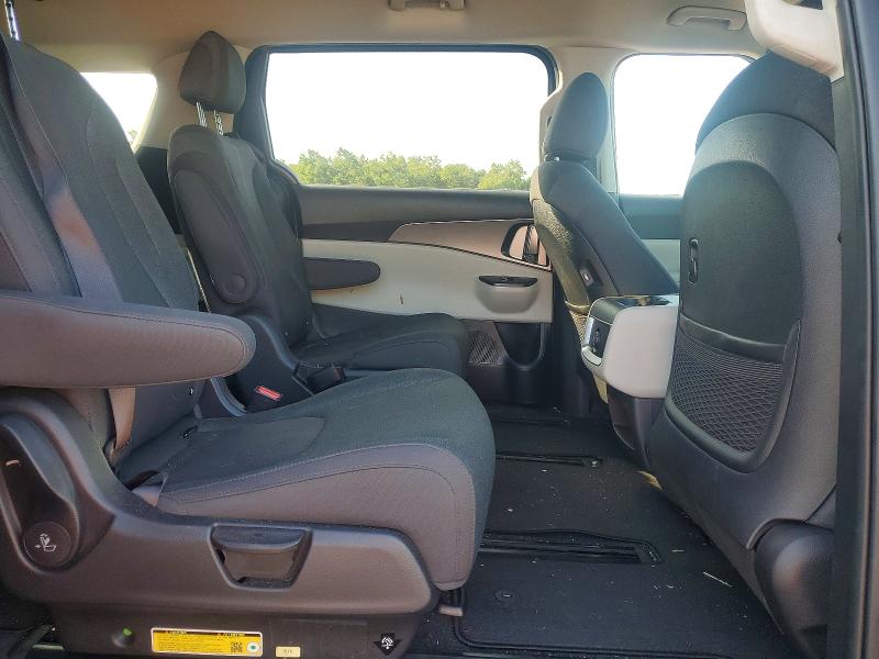 Снимка 11 от търг – 2024 KIA CARNIVAL с VIN KNDNB4H30R6390310